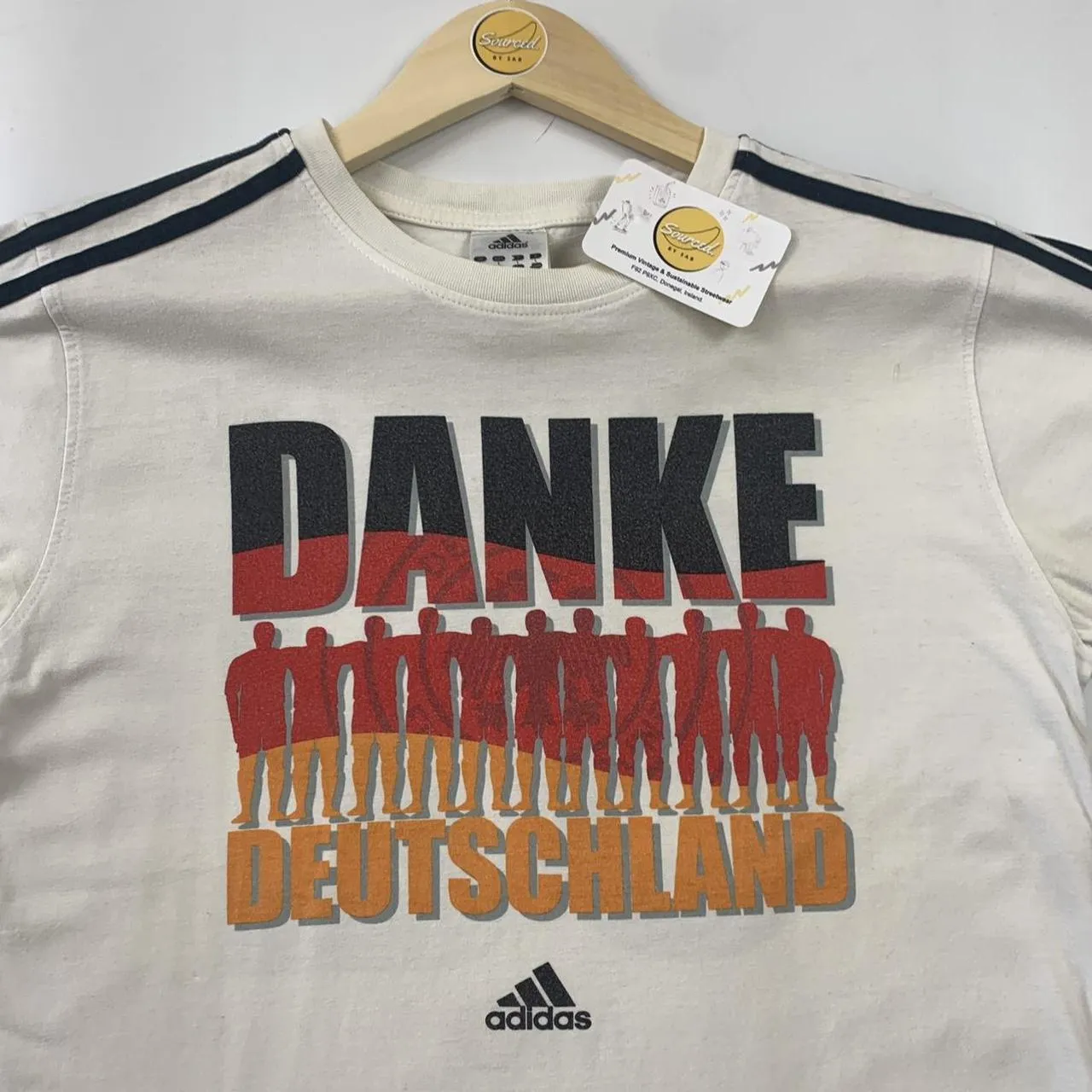 Adidas Danke Deutschland T-shirt (XS Men/S Women)