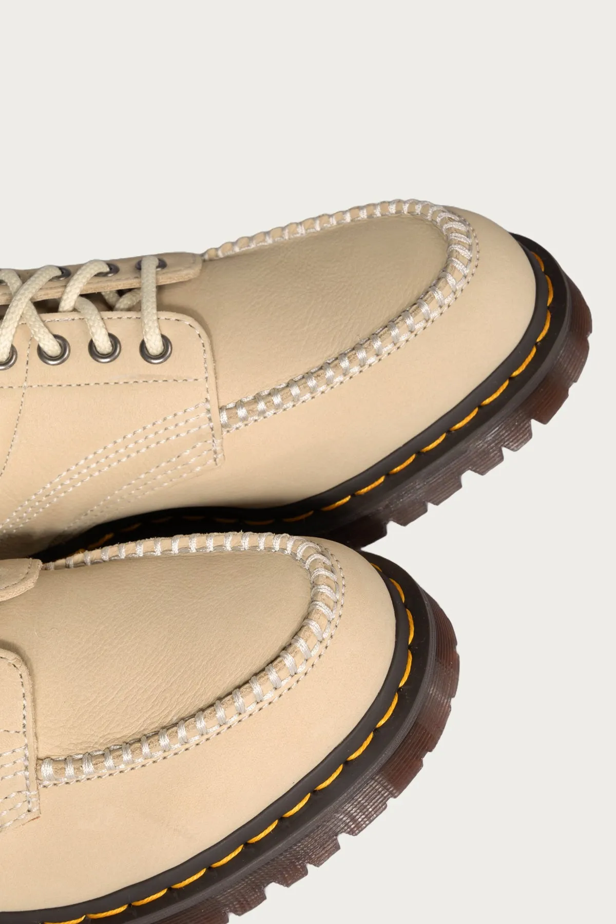 Lowell - Buttersoft Light Tan