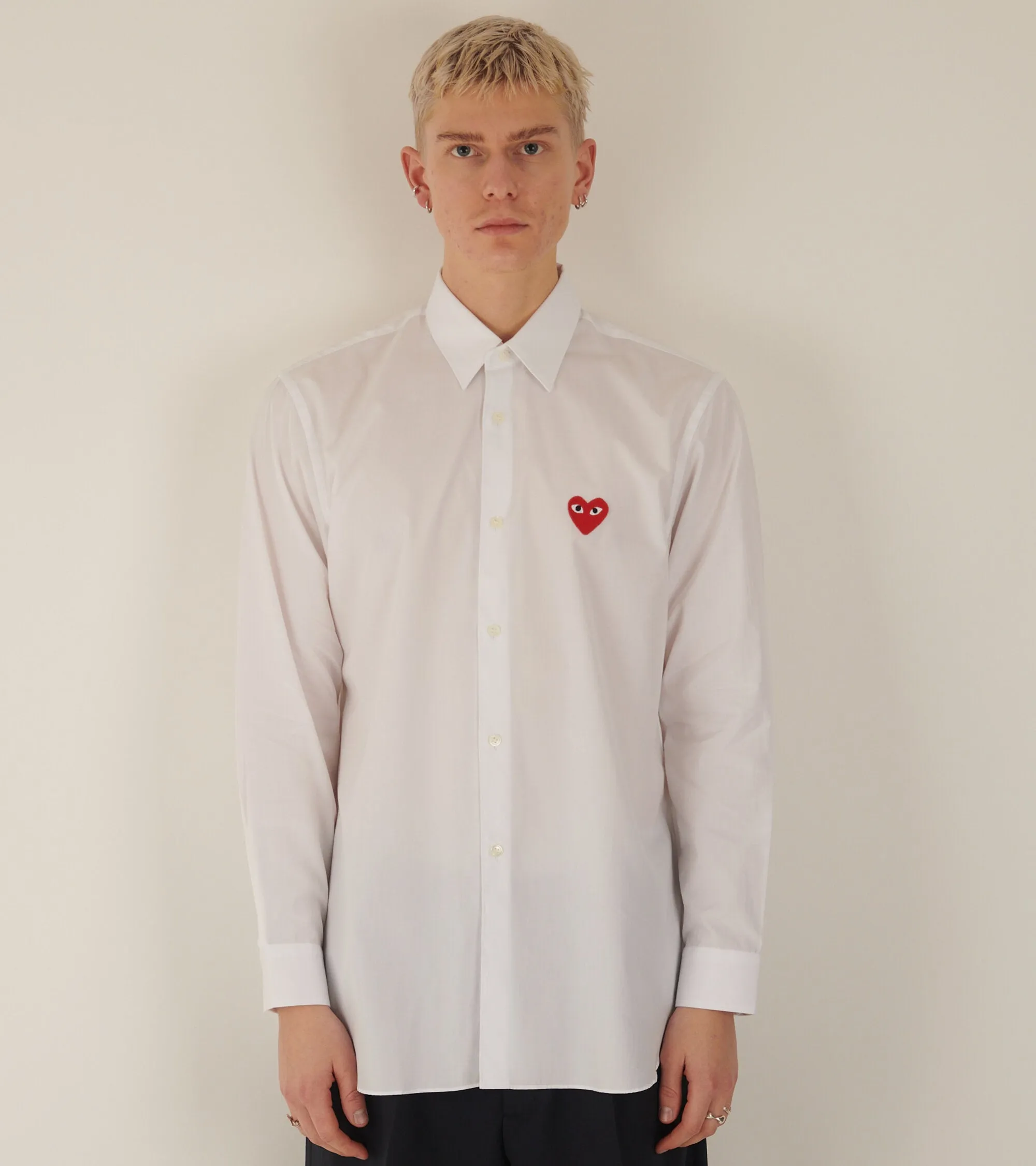 M Red Heart Shirt White