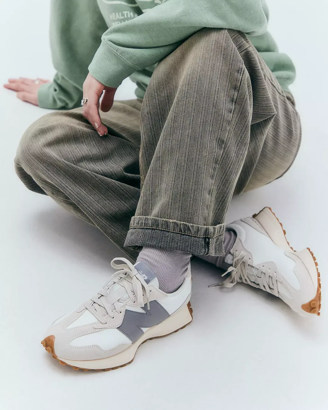 New Balance Beige 327 White Grey Sneakers