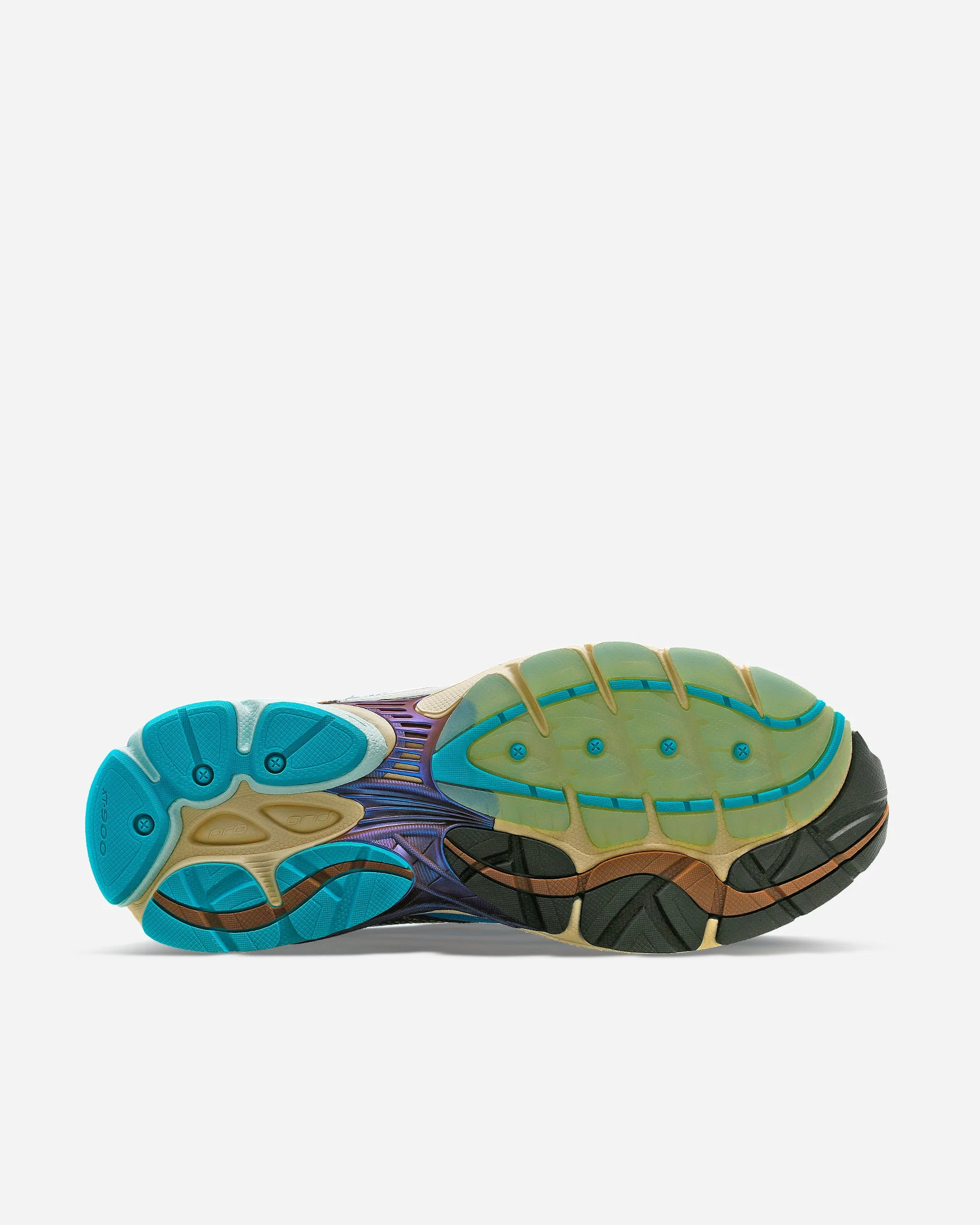 Saucony x Foot Patrol Progrid Omni 9