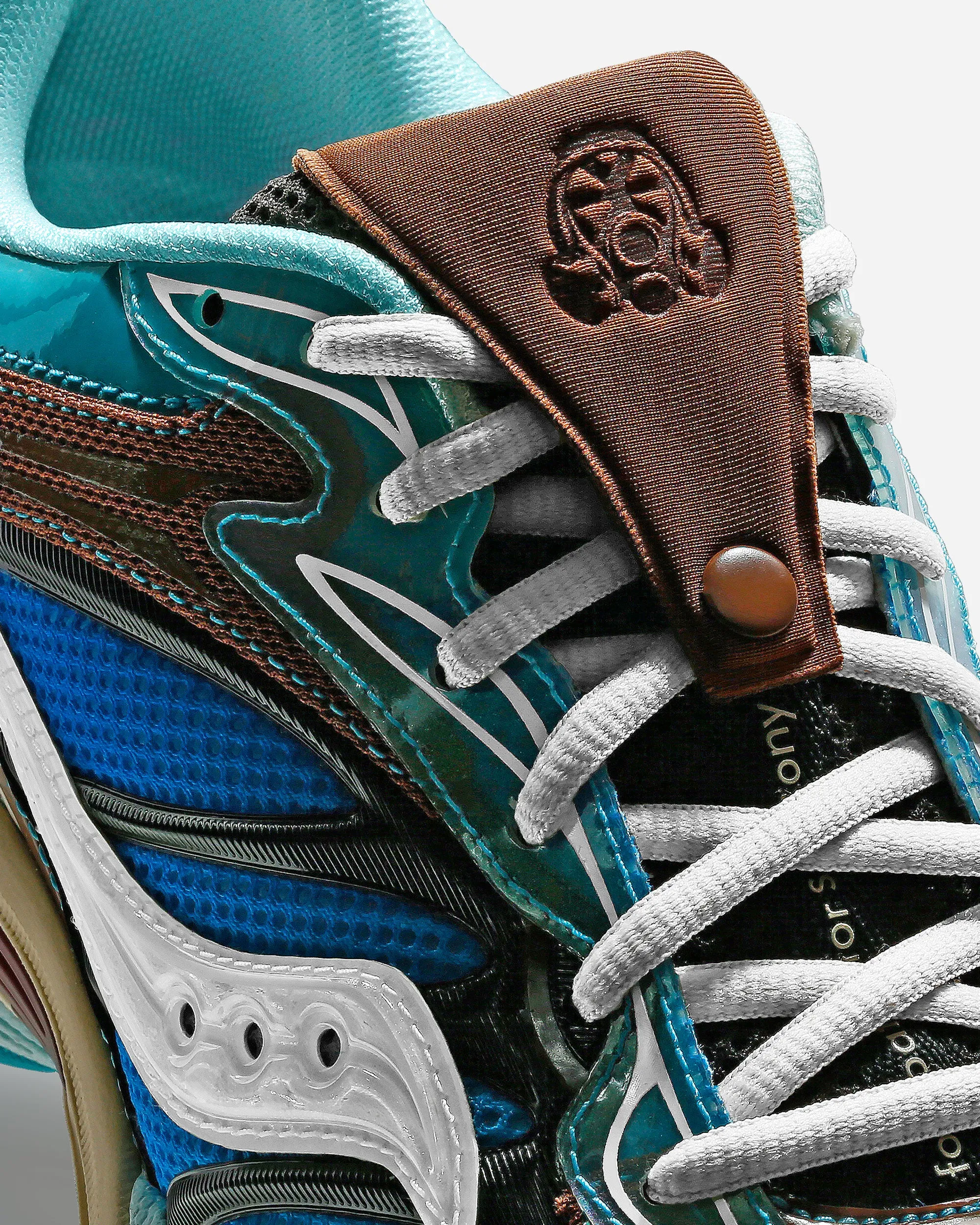 Saucony x Foot Patrol Progrid Omni 9